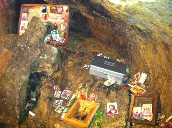 Altar Pestera Ialomitei