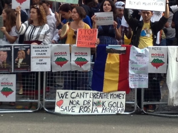 Salvati Rosia Montana la Londra