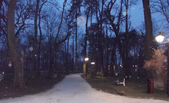 Sfere - Curtea Palatului Mogosoaia