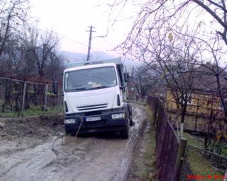 dorel-loveste-din-nou