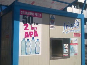 Frizzy 50 bani 2 litri apa