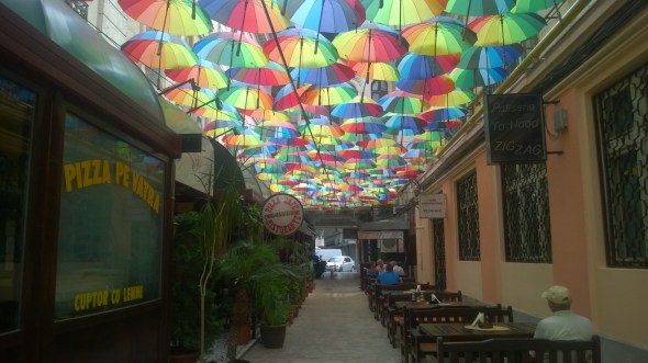 Curcubeu Pasajul Victoria