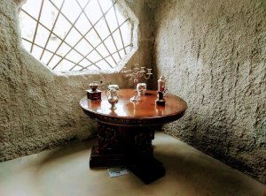 CASTELUL VRĂJITOARELOR